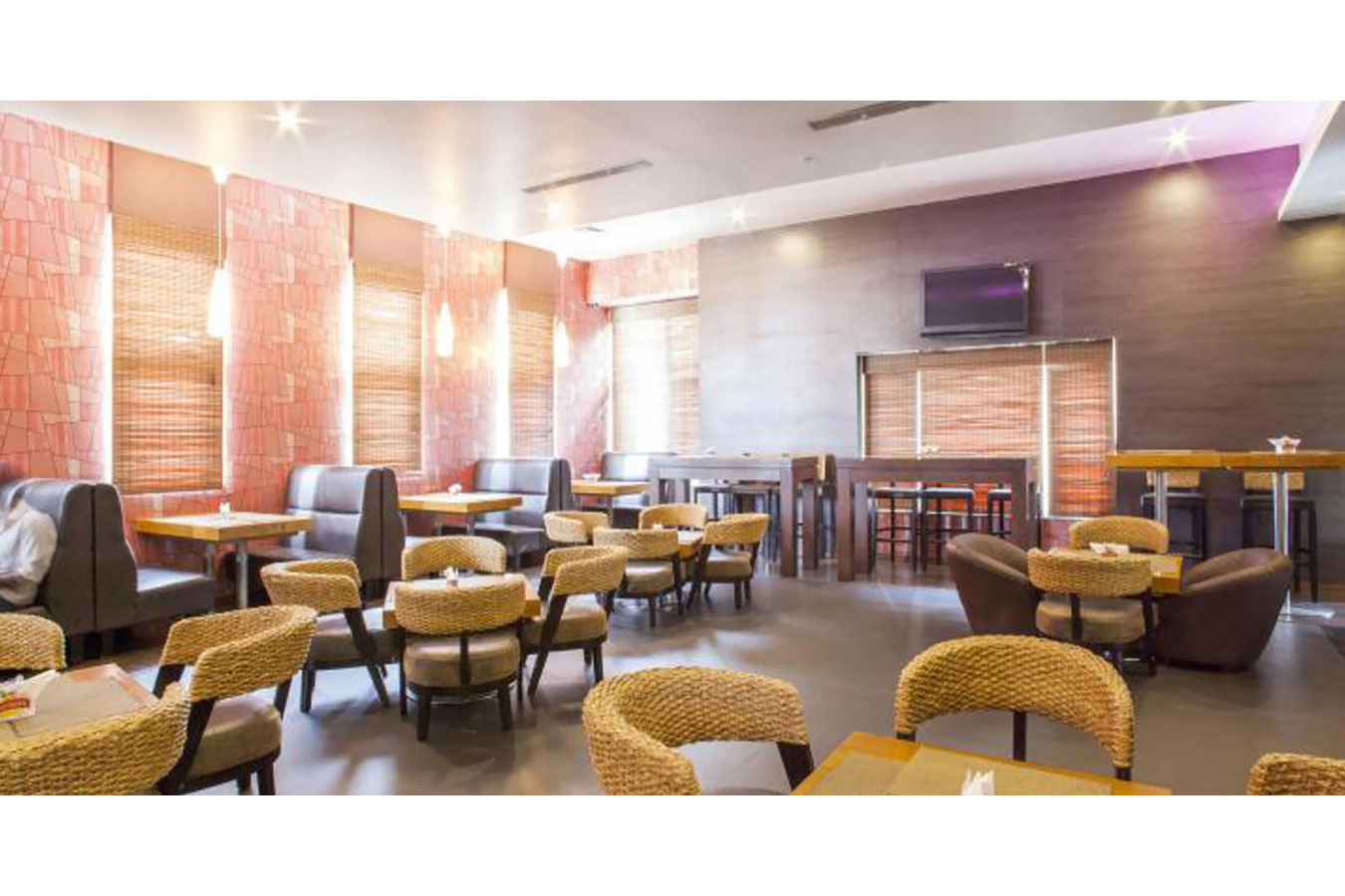 HOTEL BROWNSTAR