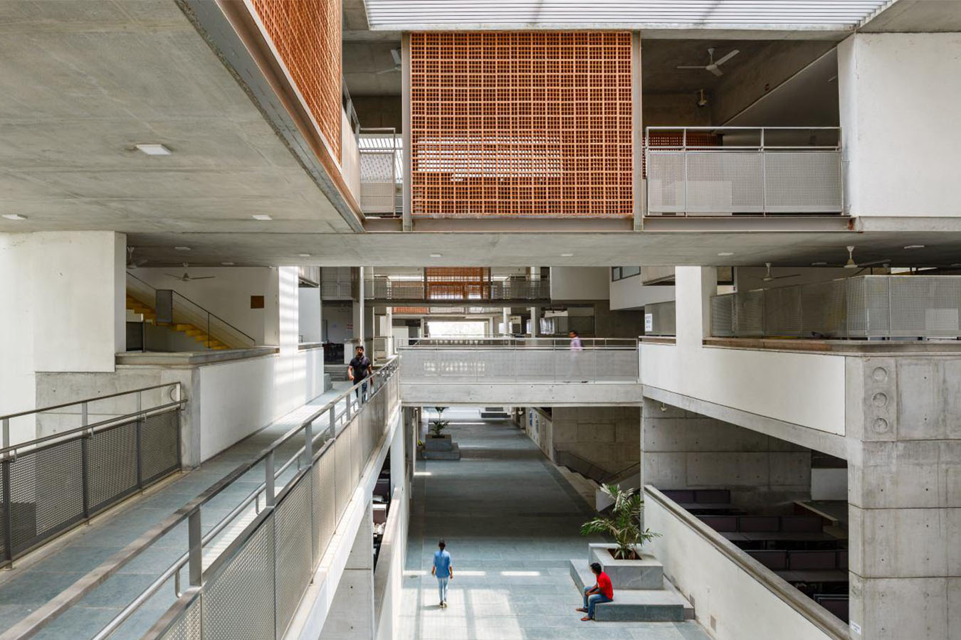 V Sparc Institutions