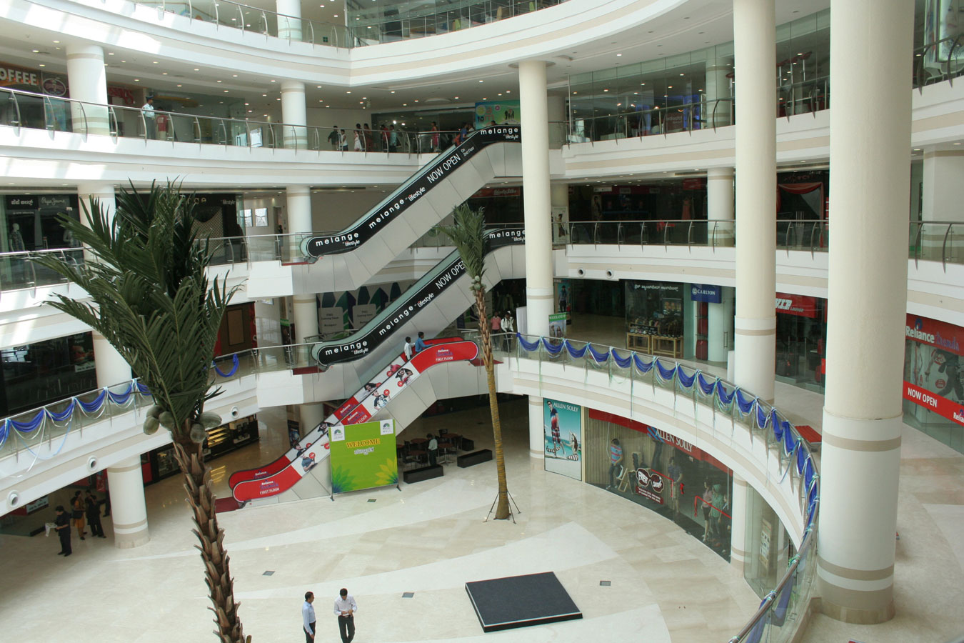 ROYAL MEENAKSHI MALL