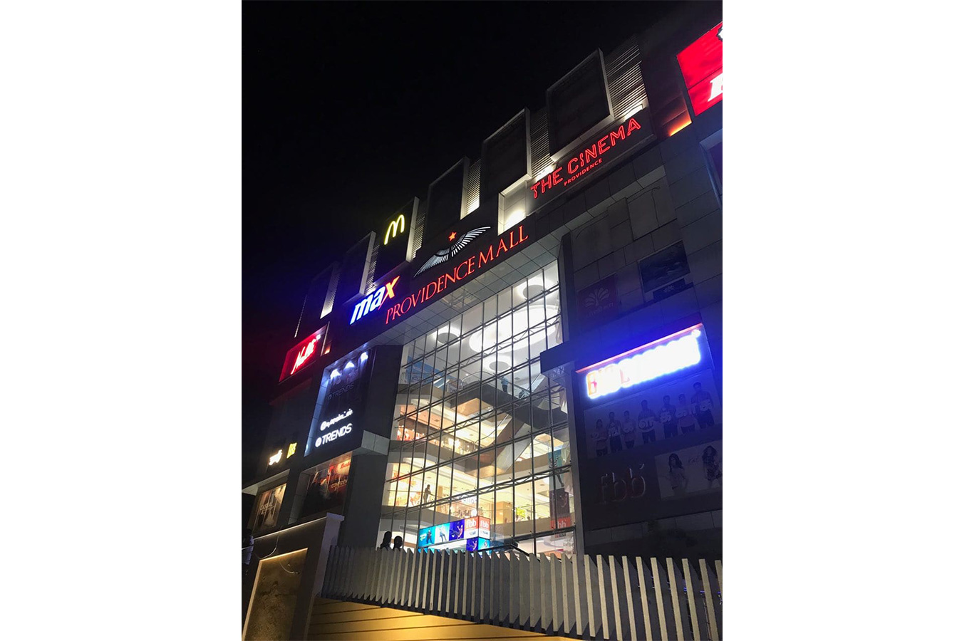 PROVIDENCE MALL
